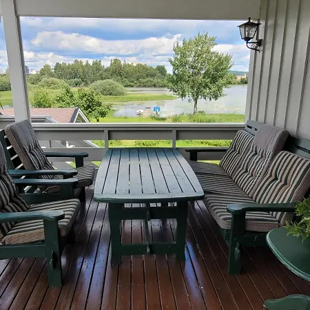 Semesterbostad Hus Ved By