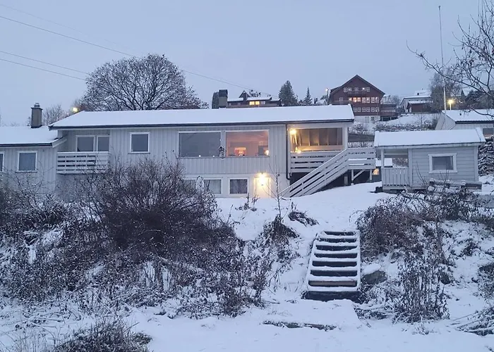 Semesterbostad Hus Ved By